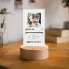 Lampe LED Personnalisée Avec Photo Et Titre De Chanson